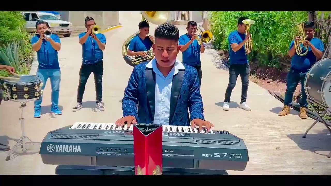 cover el video abandonado espero que les gusté amig@s. El triunfador de guerrero y sus teclados