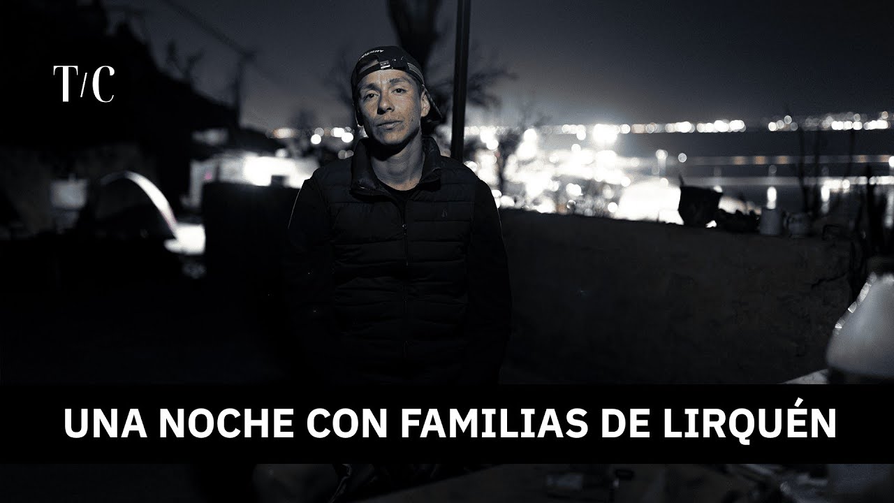 Incendios en Chile: una noche junto a familias de Lirquén entre las cenizas de sus casas quemadas
