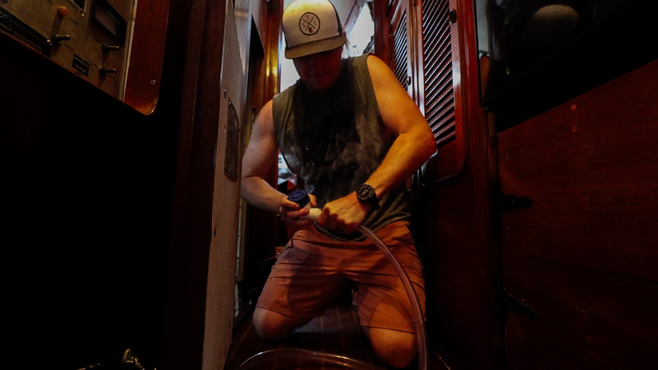 It's getting hot in here! Flushing our Marine Air Conditioning Systems (E4 Error)