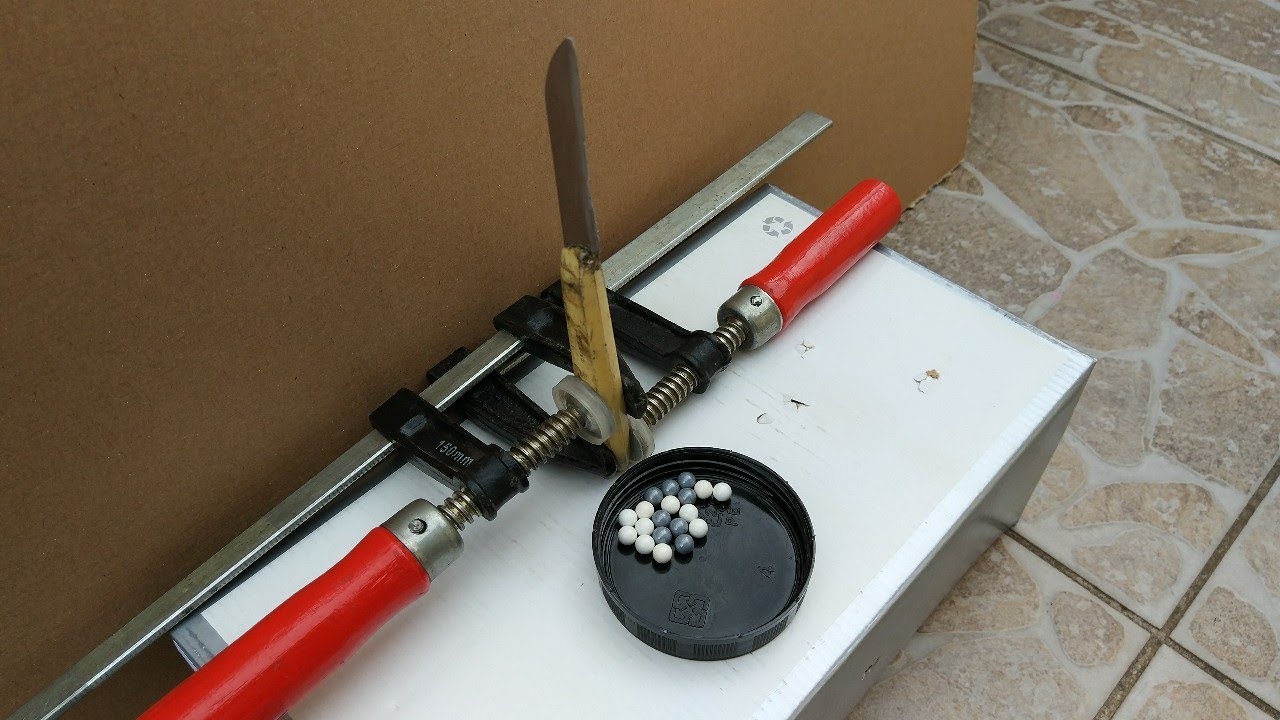 Splitting Airsoft bbs