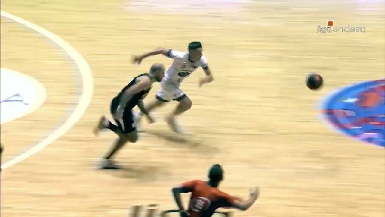 Fernando Zurbriggen 10 puntos vs  Bàsquet Girona