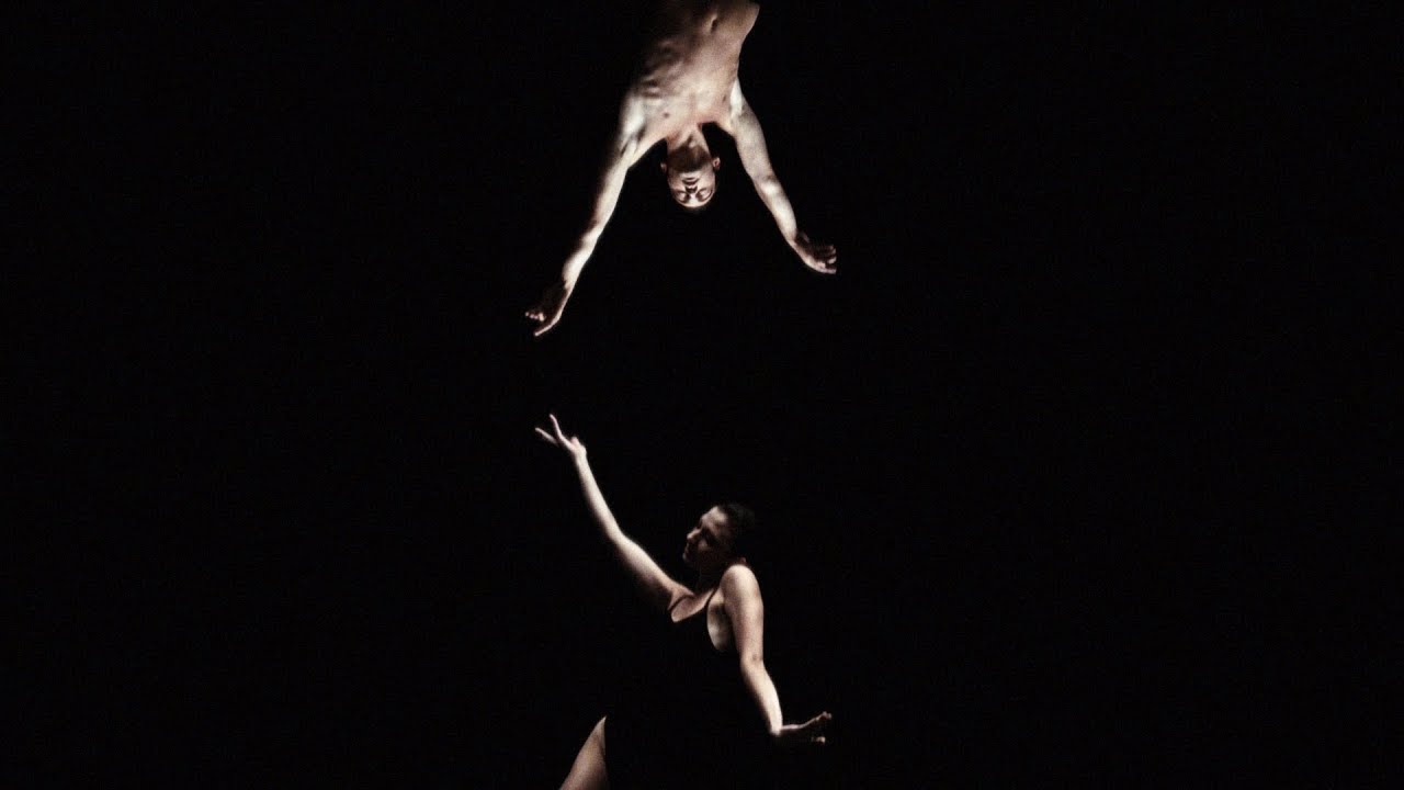 FALLING - Award-Winning Experimental Short Film by Adriano Cirulli, Music by Antonino Chiaramonte