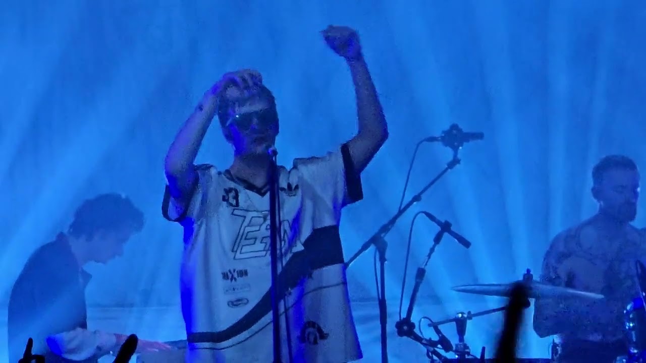 In the modern world - Fontaines DC - live 04.11.2024 Milano