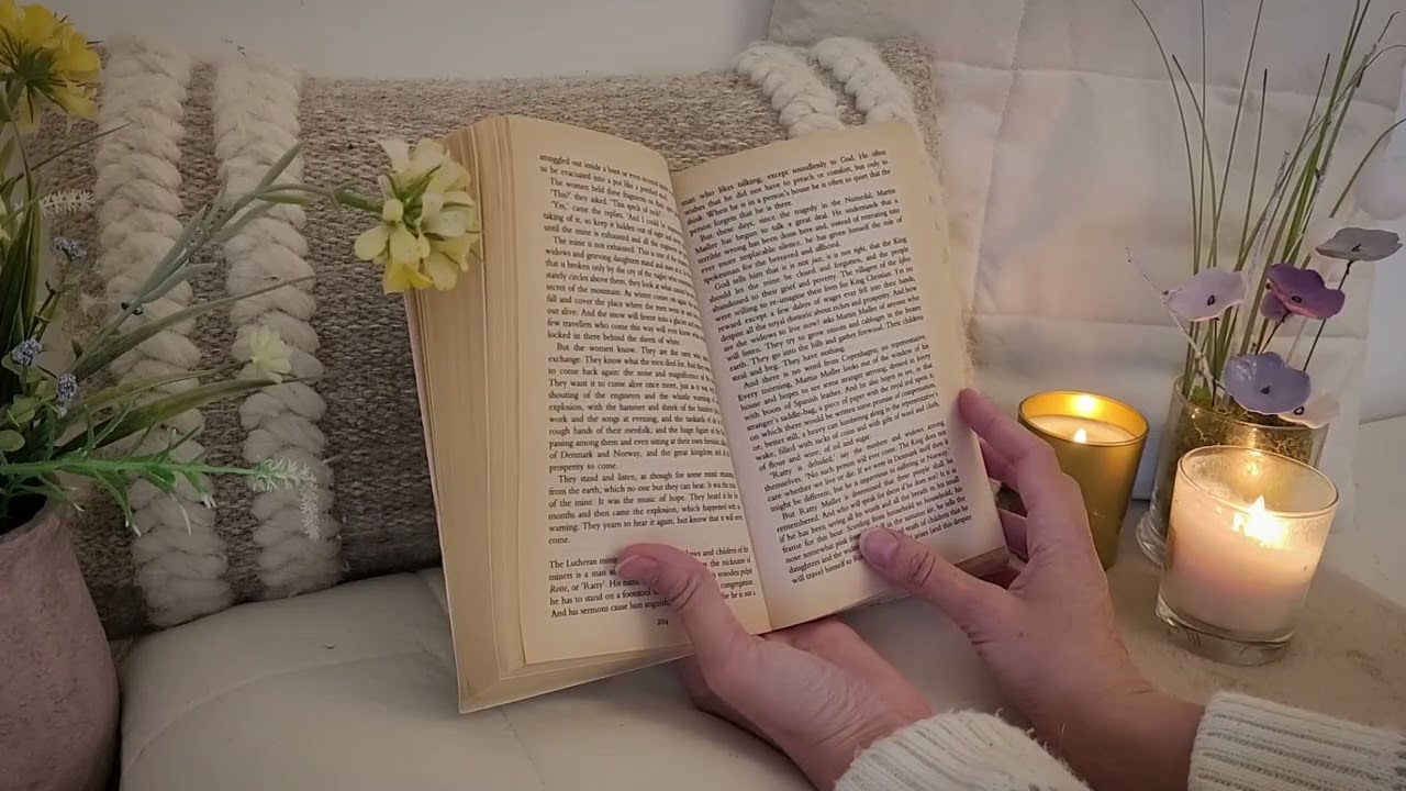 ASMR - Inaudible reading 📖- Clicky whispers 😴