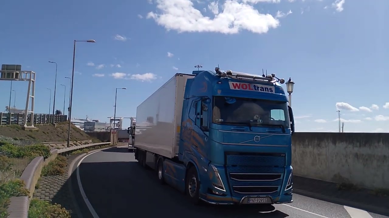 Dover truck spotting 