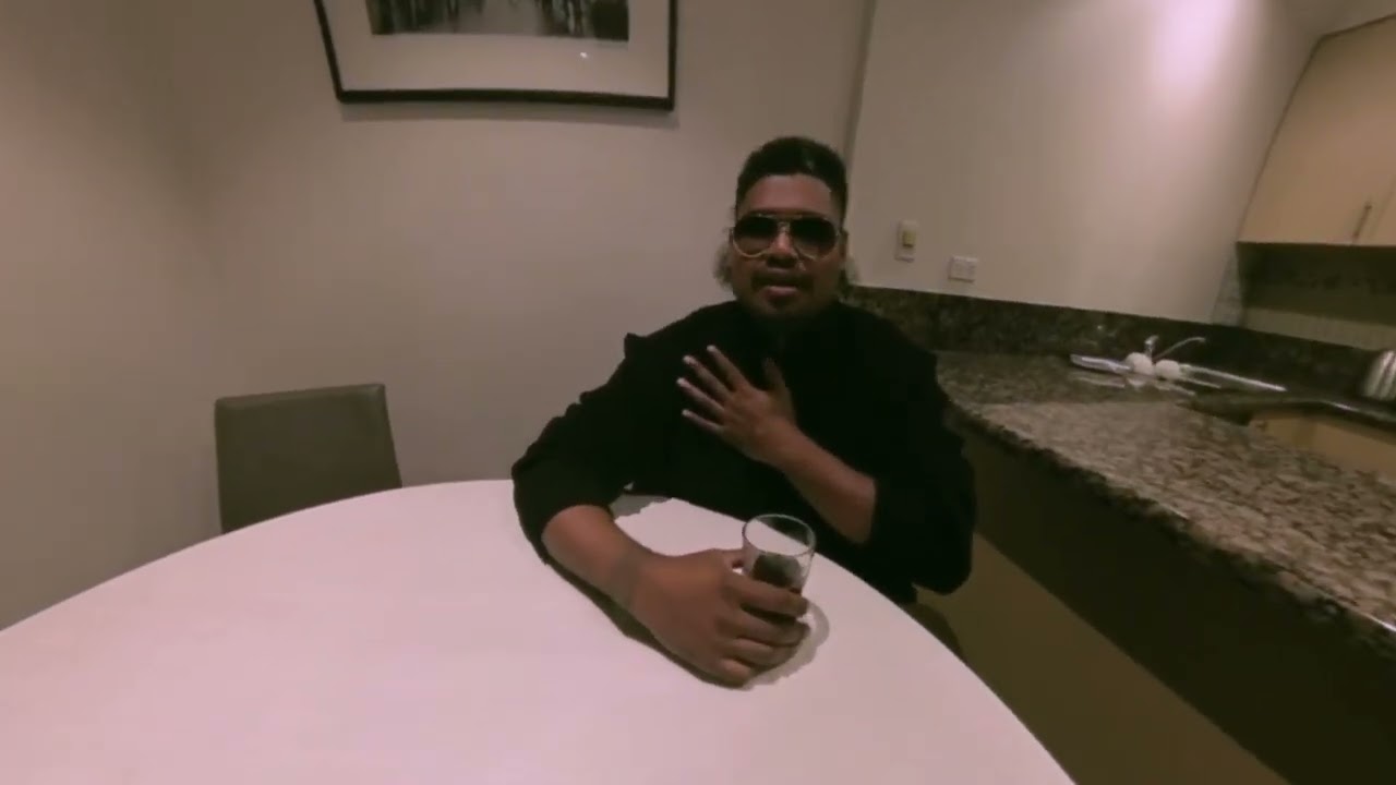 Qua Vineki Rovi - Tasi Ft Kili & Loku Prod By Scar (Official Visualizer)