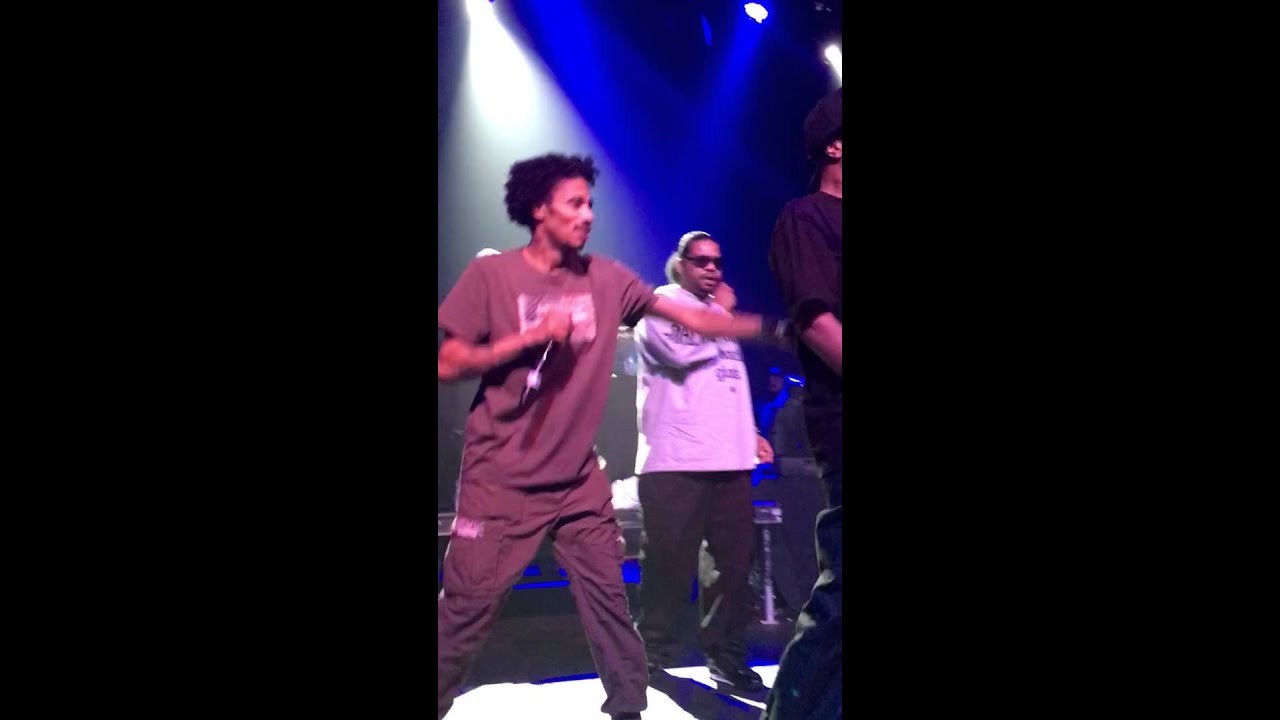 shoot em up bone thugs & harmony #shootemup #bonethugsnharmony #krayziebone #layziebone #bizzybone