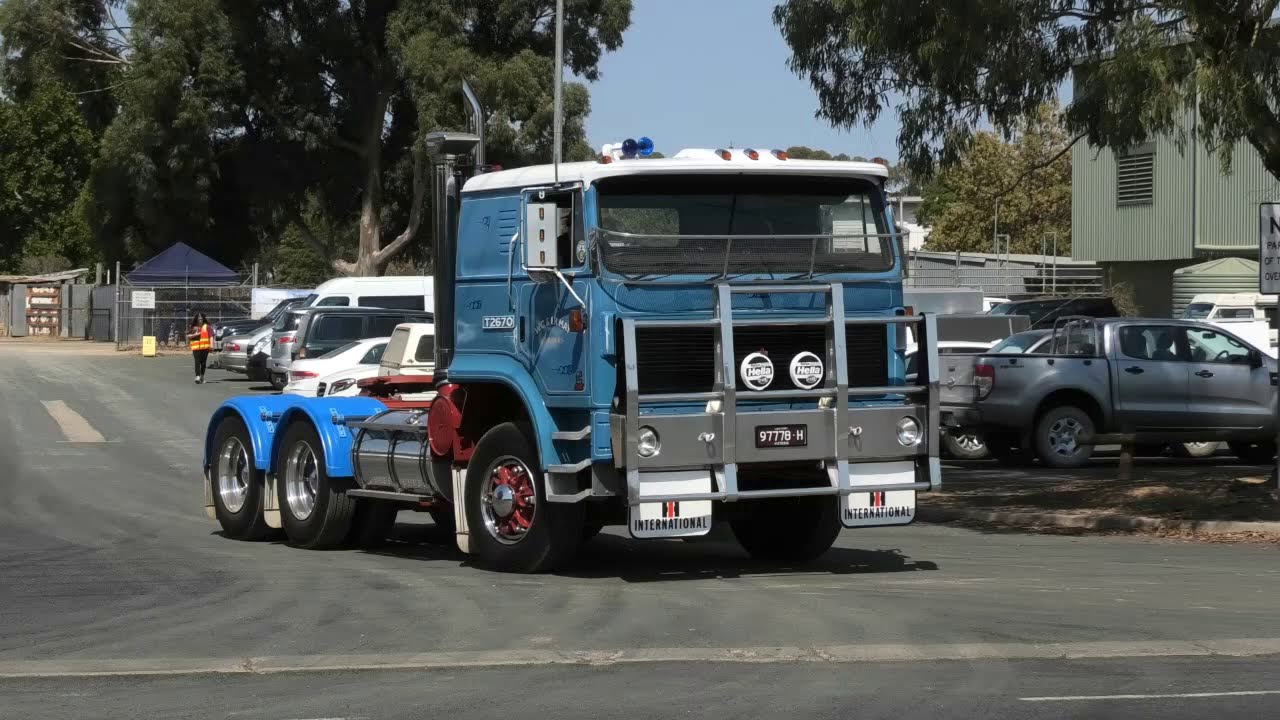 Australian International Trucks by Craig Johnson