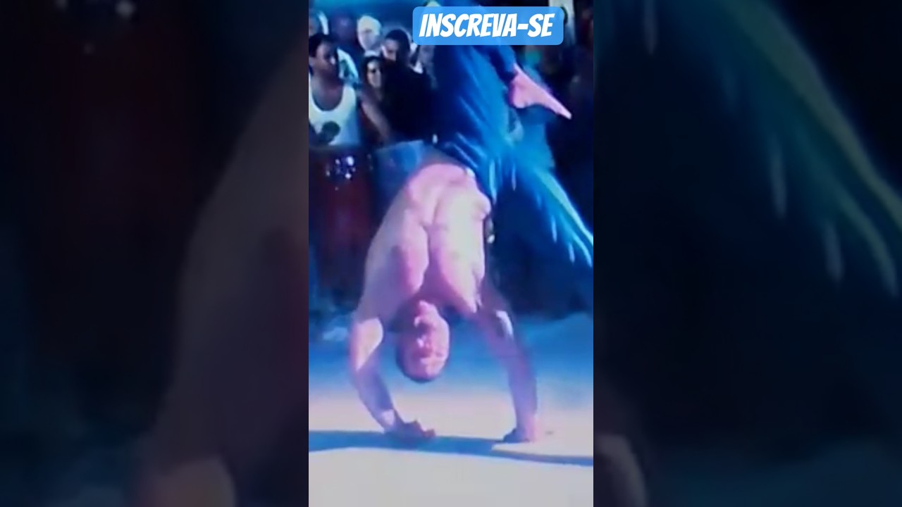 #capoeira #movement #atitude #cultura #acrobatics #shorts #shortvideo #feliz #cultural #axe #saude