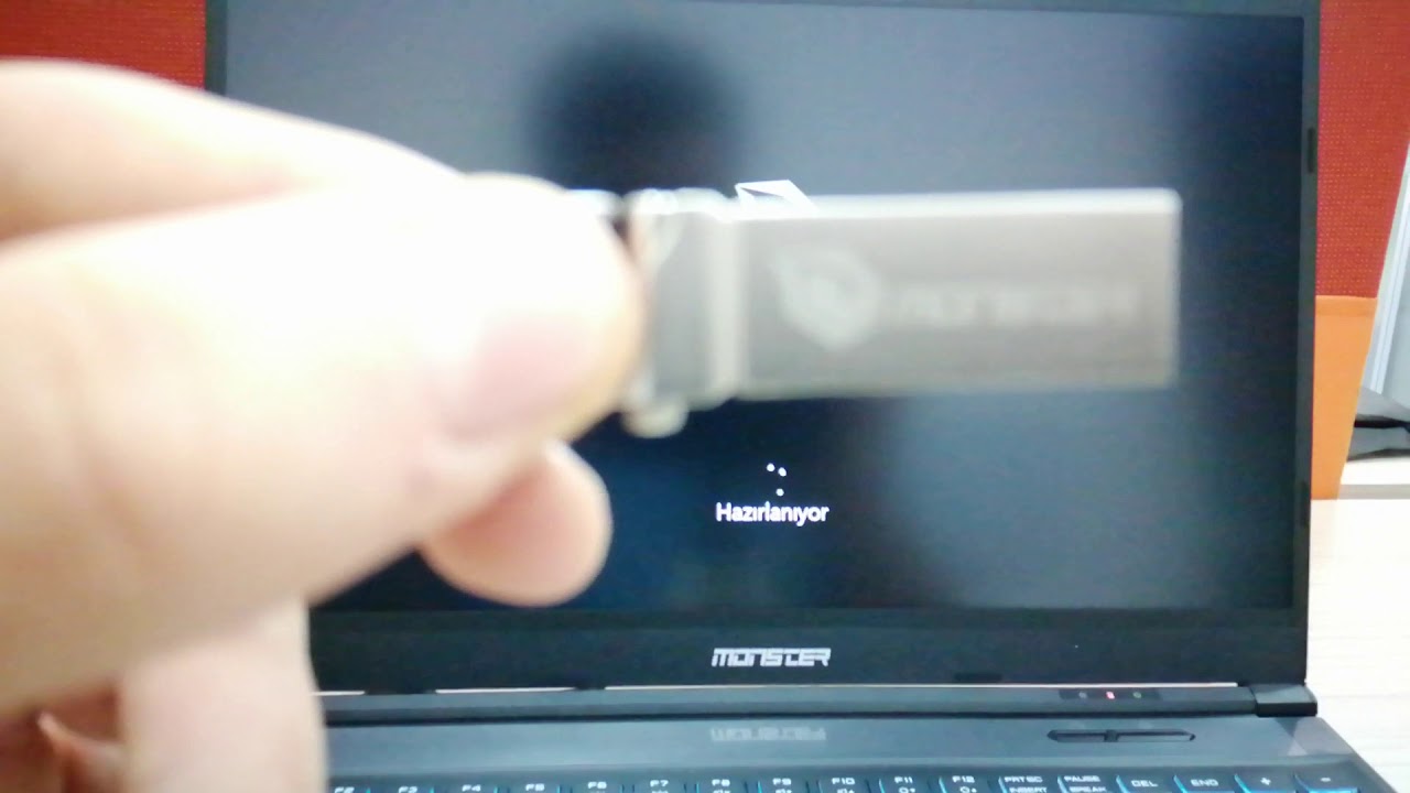 Monster Laptop Windows 10 Kurulumu | FreeDos