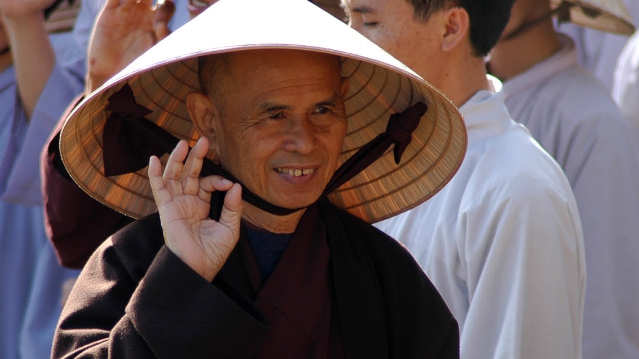 Buông Bỏ Không Có Nghĩa Là Bỏ Tất Cả | TS Thích Nhất Hạnh(26-04-2001, Xóm Hạ, Làng Mai)