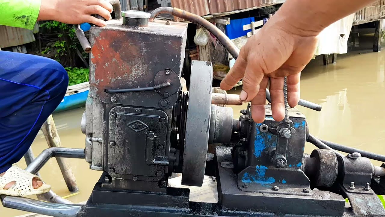 Gặp Máy Dầu D30 Nổ Như Này Đảm Bảo Sẽ Không Ai Dám Lại Gần .Nể Mấy Anh Lái Vỏ , Quá Gan !