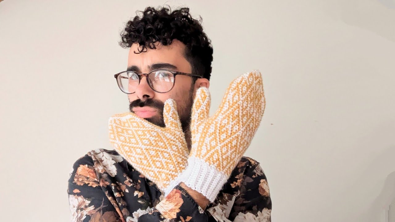 Selbu-Inspired Crochet Color-Work Mittens 🎄 Christmas Gift idea