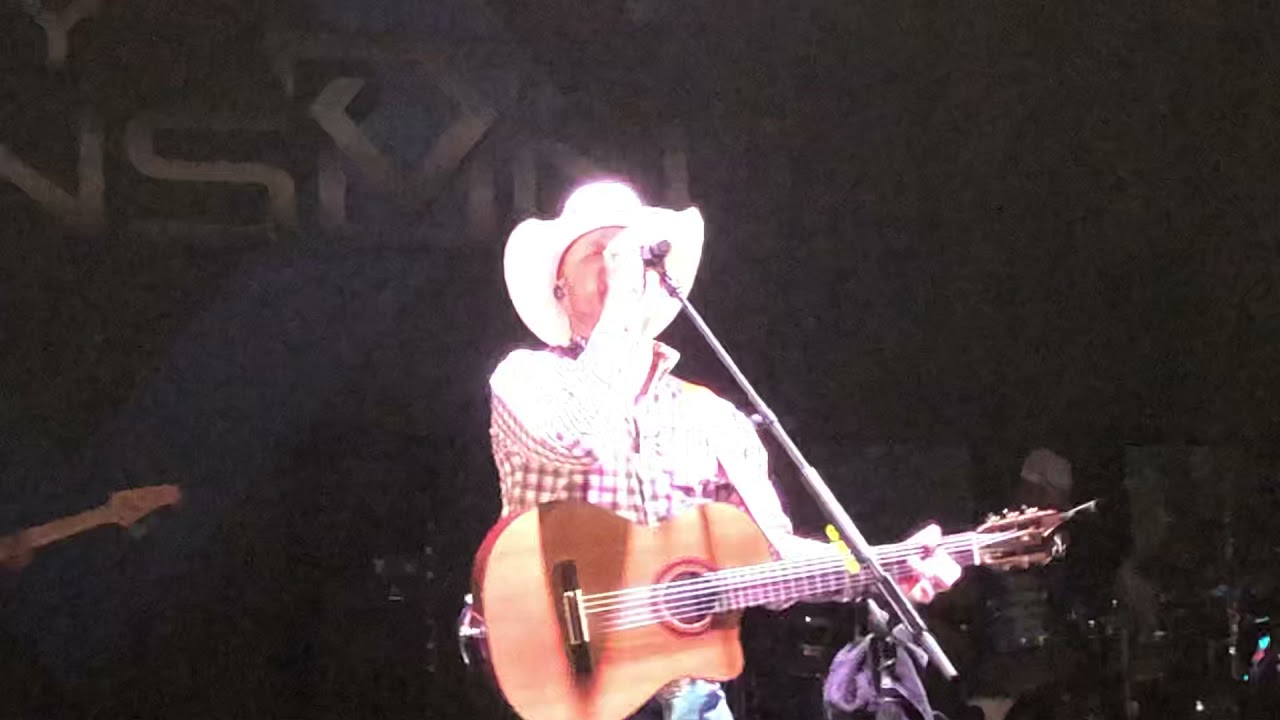 Cody Johnson Longer Than She Did