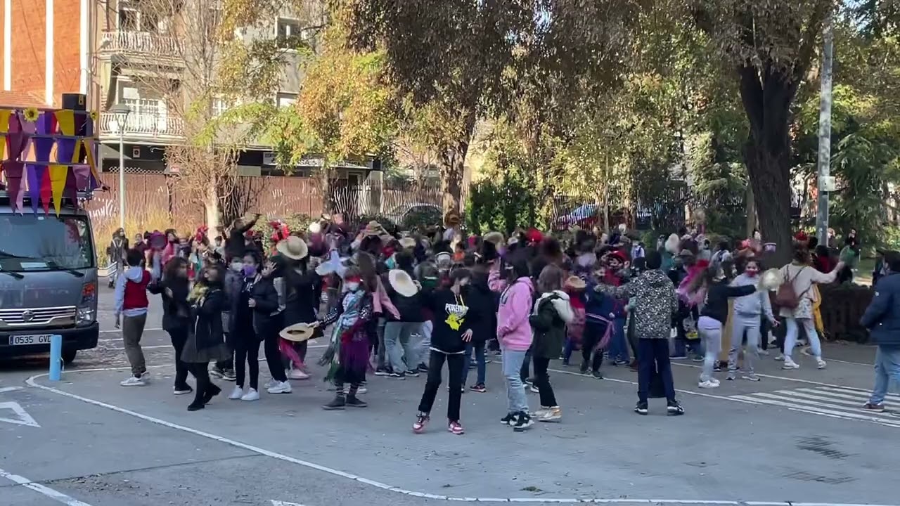 Sr. Carnestoltes a les escoles, CEM / #carnavalMollet2022 - Can Mulà