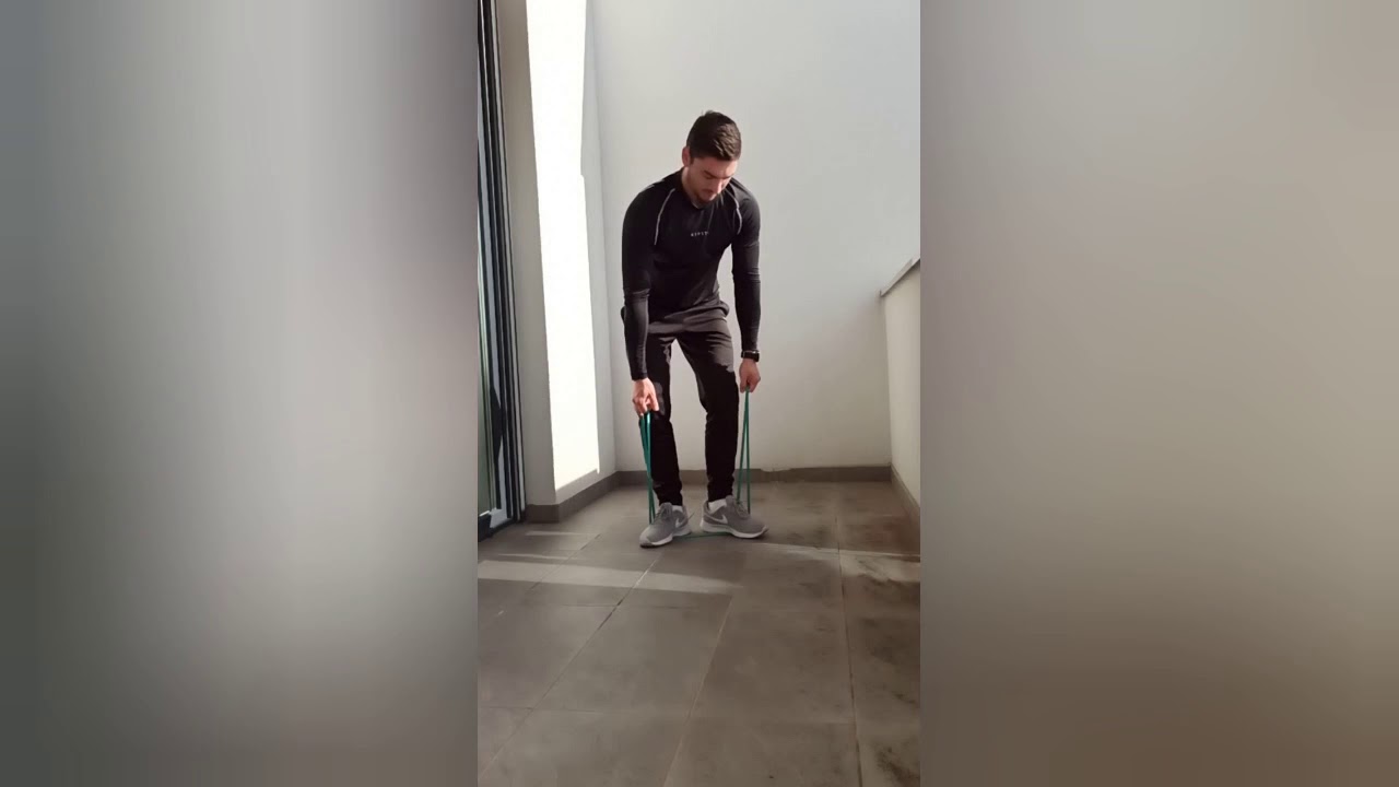 Veslanje u pretklonu s gumom