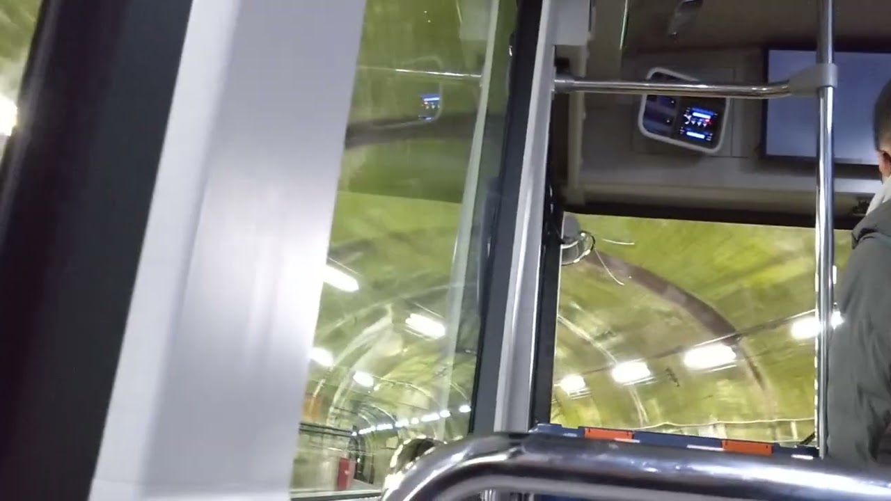 関電トンネル電気バス