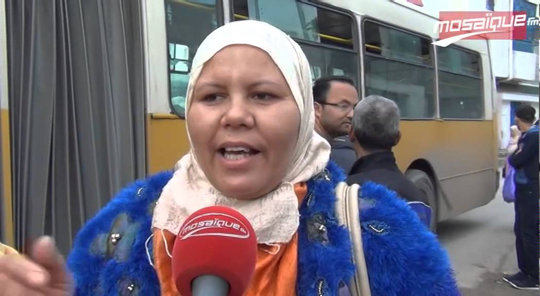 معاناة أهالي حي التضامن مع النقل العمومي متواصلة