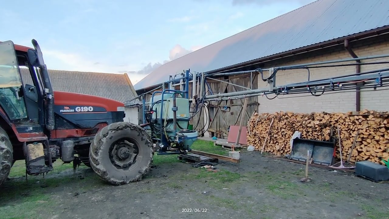 hydraulicznie rozkładana belka opryskiwacza SIEGER 21m, fiatAgri g190