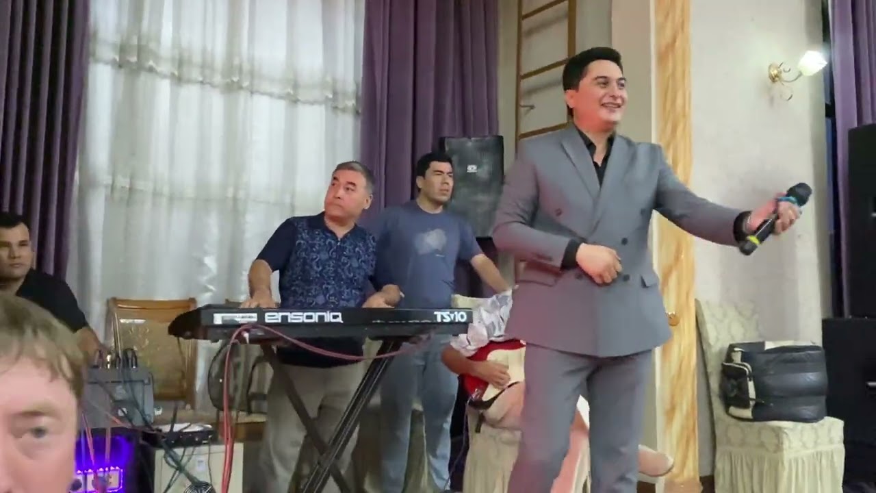 Atirgulim atiringni soch Xolmurod Xoliqov 19-iyul vodiy toyxonasida #uzbekiston  #bismillah #video
