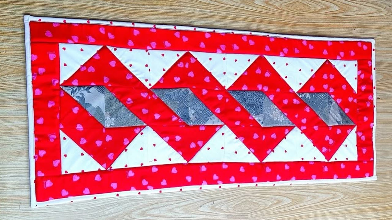 Twisted Quilt Pole Table Runner