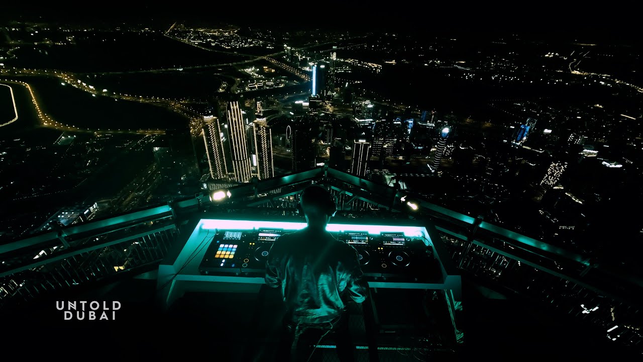 UUFO -  Energize [Armin van Buuren x Untold Dubai Performance]