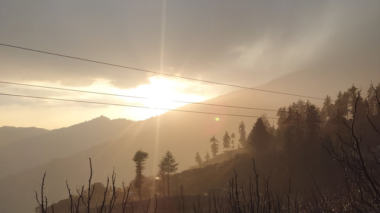 Aaj Jabbal mein fir se barish ho rahi ha