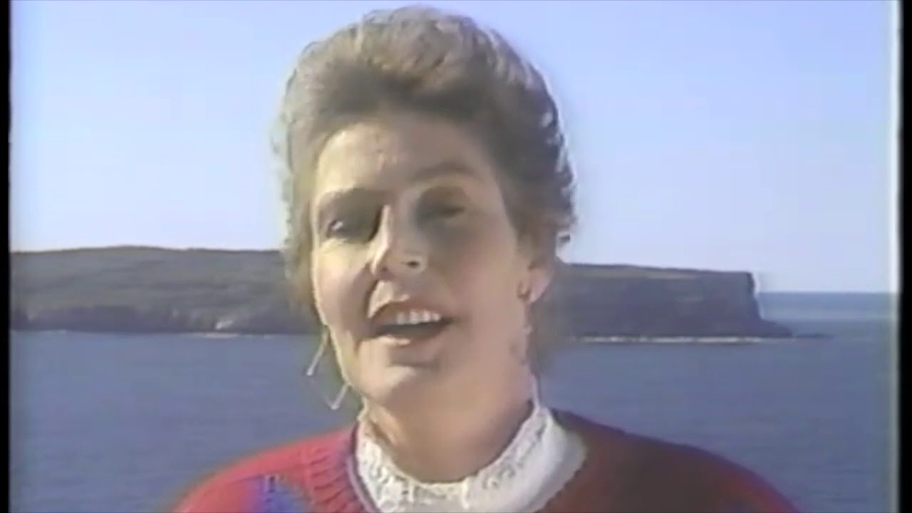 REMEMBERING HELEN REDDY - YOU AND ME AGAINST THE WORLD - VIDEO IN PICTURESQUE SETTING