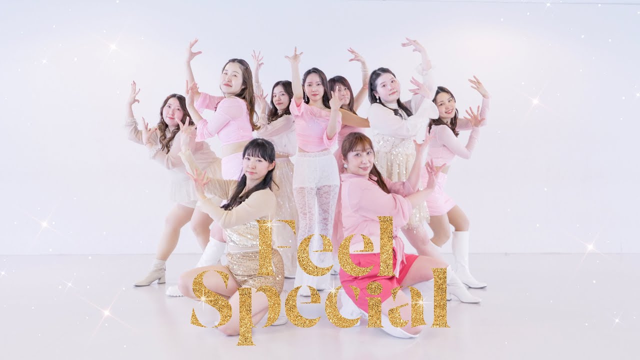 TWICE (트와이스) - 