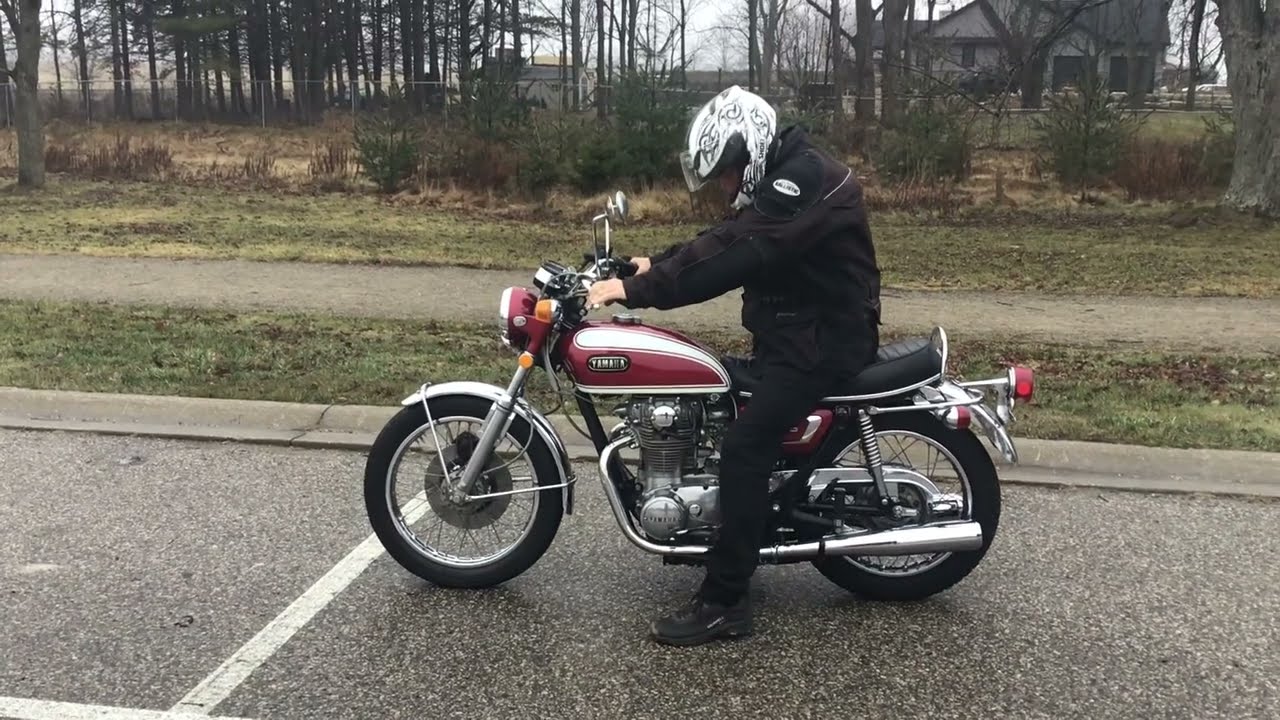 1972 Yamaha XS650 Cold Start and Run