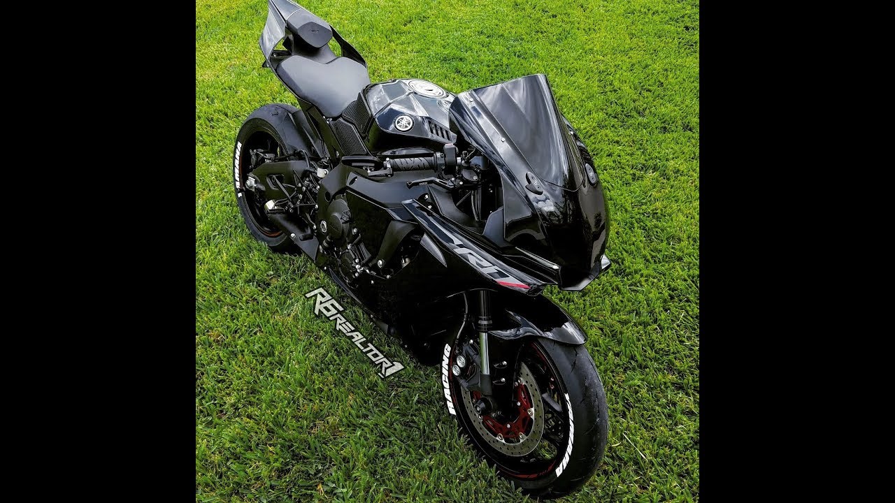 2018 yamaha r1 Raven, mods- driven gas cap, levers, tire letters, quick vid before exhaust gets here