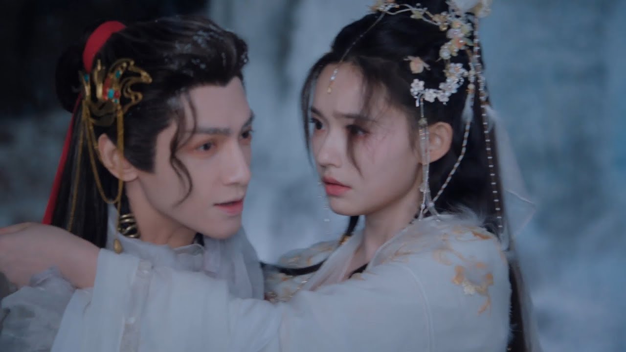 魔神 × 小白花雙向舍命相救！在冰窖生死間終于互通心意，這遲來的甜我哭死💖水龍吟