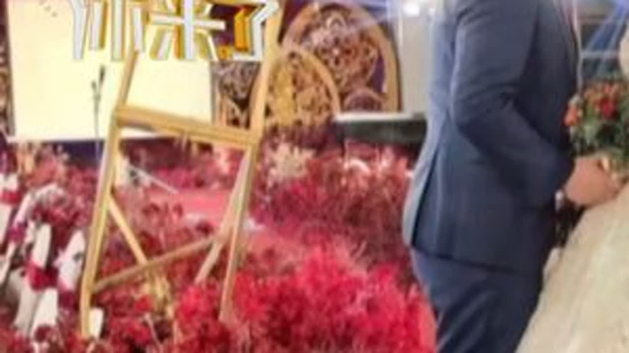 俄罗斯美女一见钟情，勇敢追爱四川男孩，涂磊：女追男隔层纱。#一见钟情 #表白 #跨国恋 #爱情