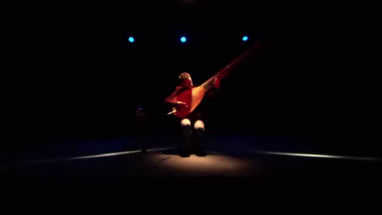 François Couperin: Les Bergeries (théorbe) by Daniel Zapico [LIVE]