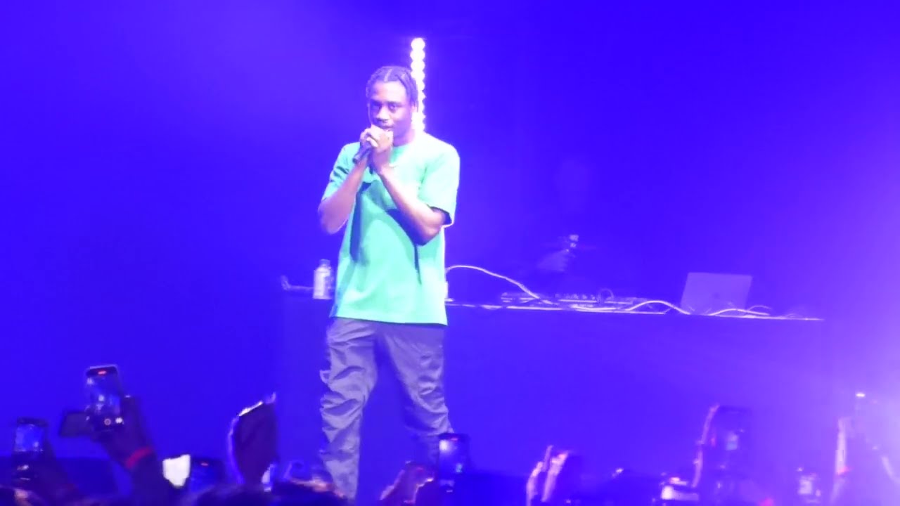 Lil Tjay - Mood Swings (Live in Laval)