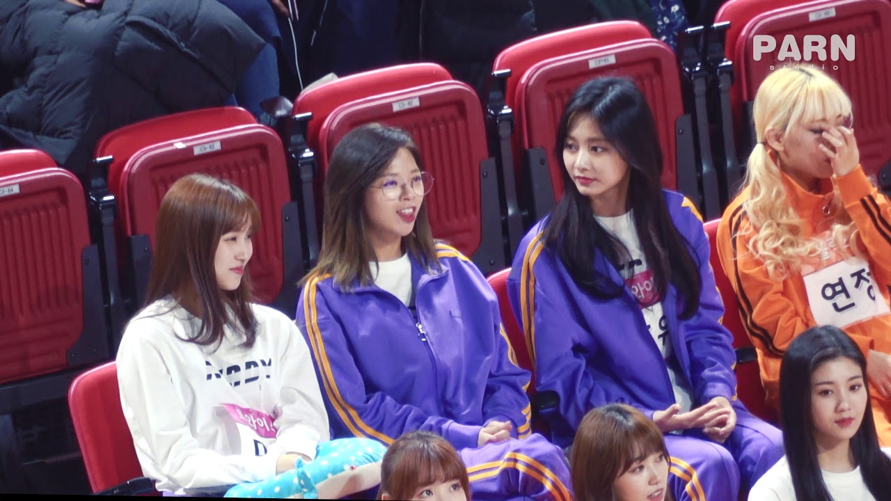 190107 트와이스(TWICE) 아육대(ISAC) fancam - 리듬체조 응원하는 정연&미나&쯔위