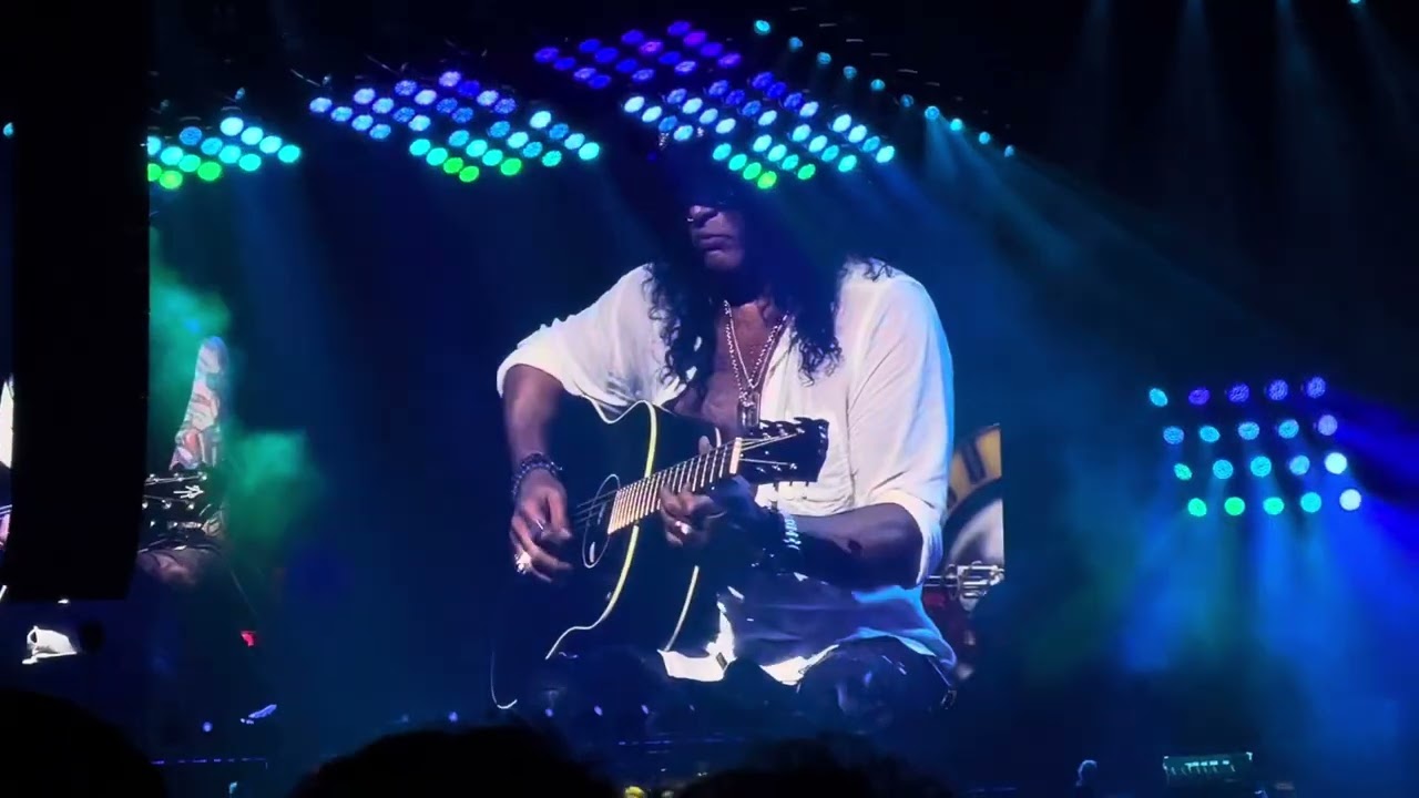 Guns N’ Roses - Patience | Live in Riyadh, Saudi Arabia