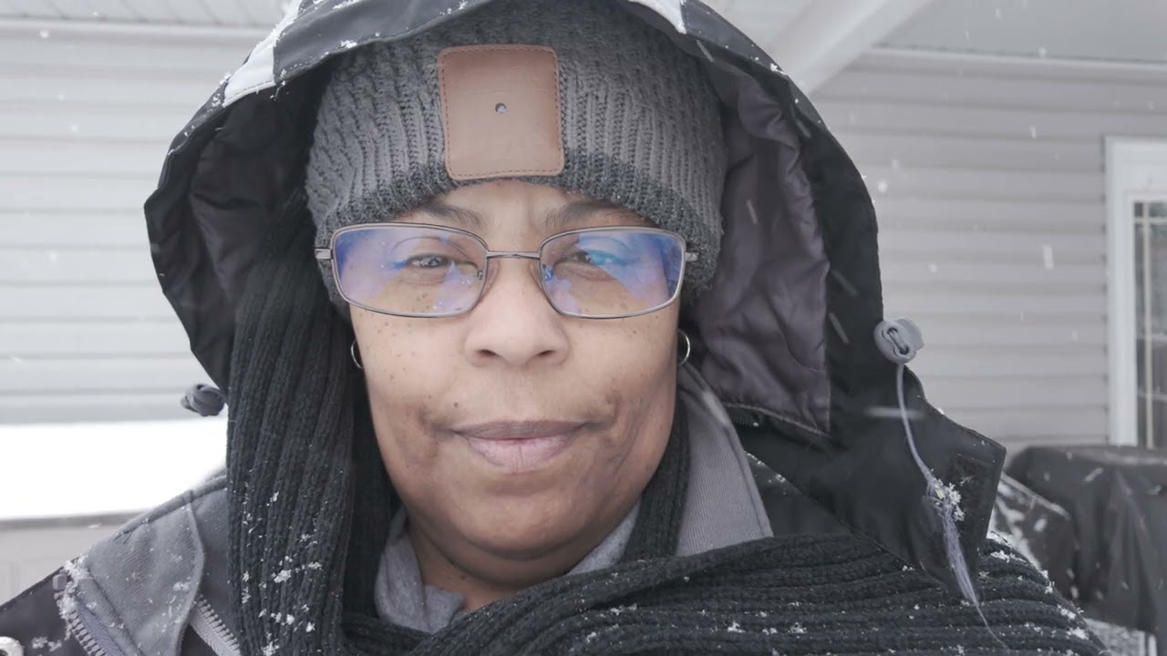 Huge, Soft Fluffy Snowflakes🌨️❄️#letitsnow #snow #dailyvlog #upstatesc 