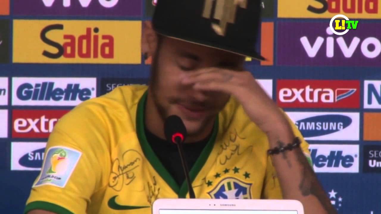 Neymar chora ao lembrar lance que o tirou da Copa do Mundo