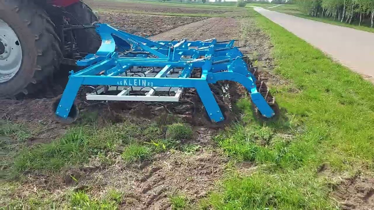 Agregat uprawowy Agromex 4,2m w uprawie pod kukurydzę i bezpośrednio po zaoranym ściernisku +Case130
