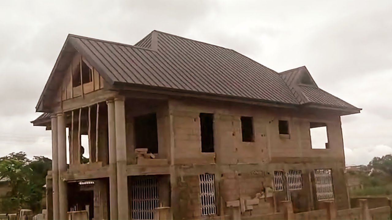 Building in Kumasi, Ghana || Roofing || Final phase