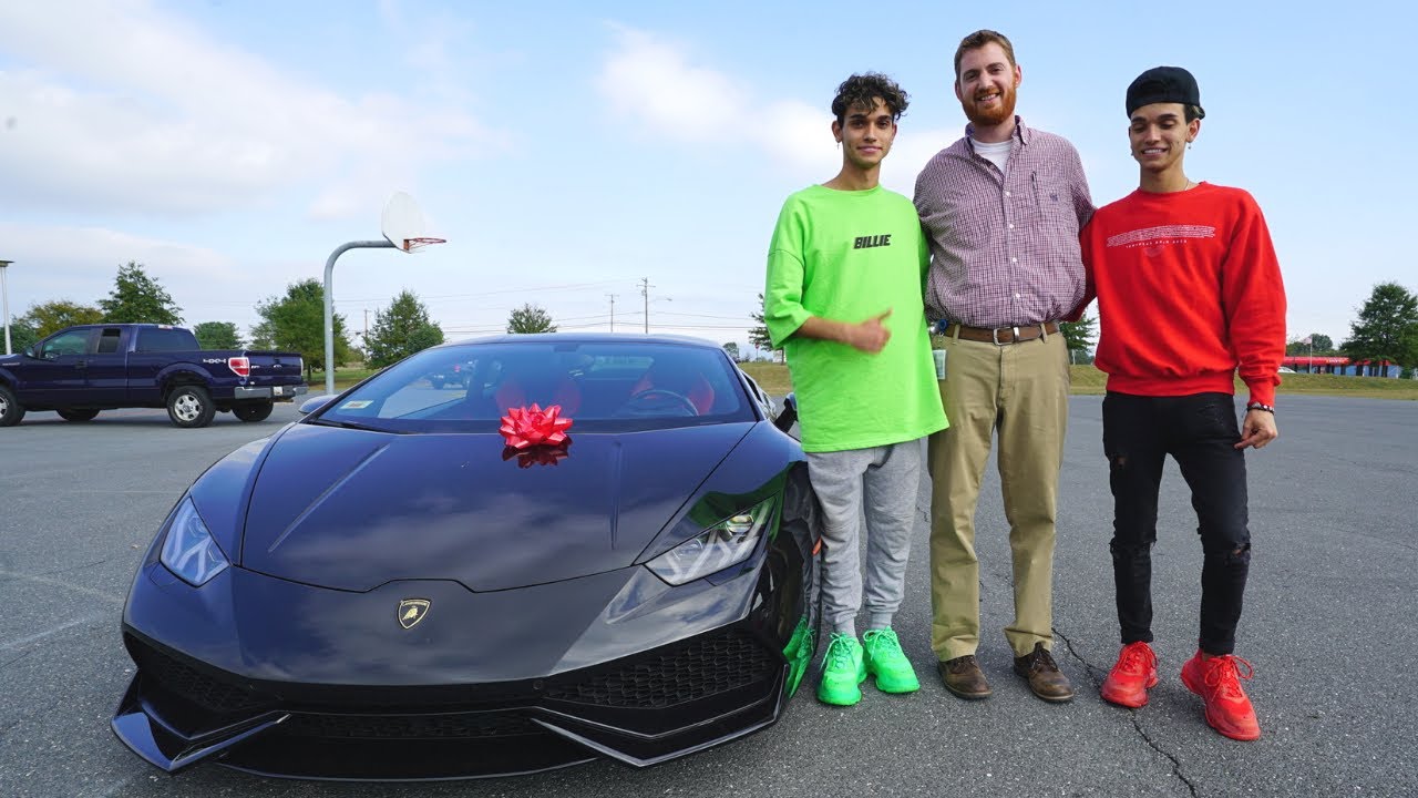 SURPRISING my SCHOOL TEACHER with LAMBORGHINI!!
