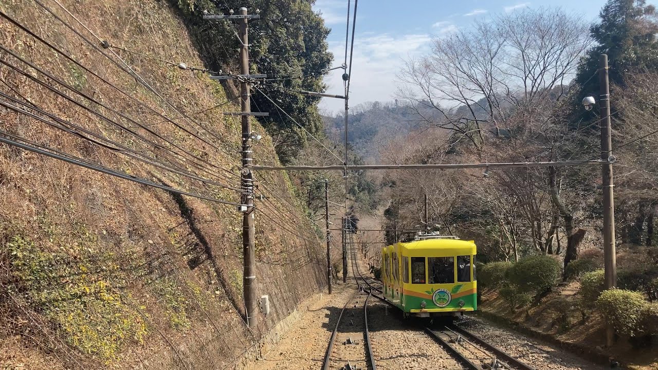 高尾山 ケーブルカーからの展望と頂上への道 ＜Mt.Takao Cable car cab view and the way to the top＞