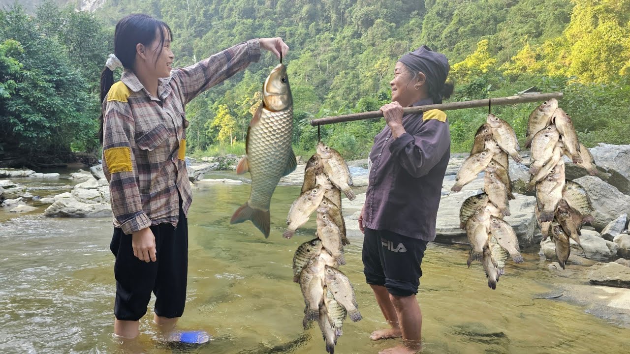 Homeless girl and homeless old woman create smart fishing tool to earn extra income