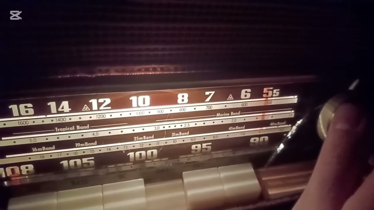 Nordmende Elektra C AM shortwave Fm Radio from 1963 