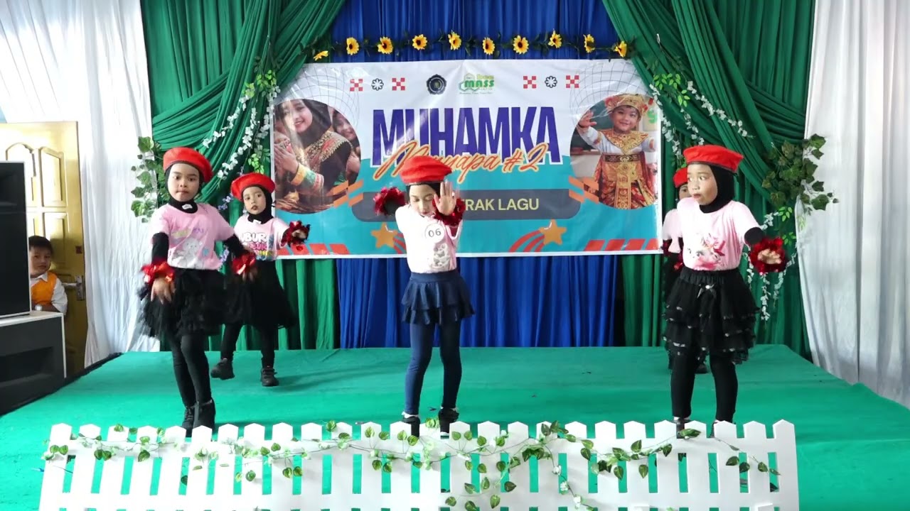GERAK DAN LAGU TK DHARMA WANITA PACING