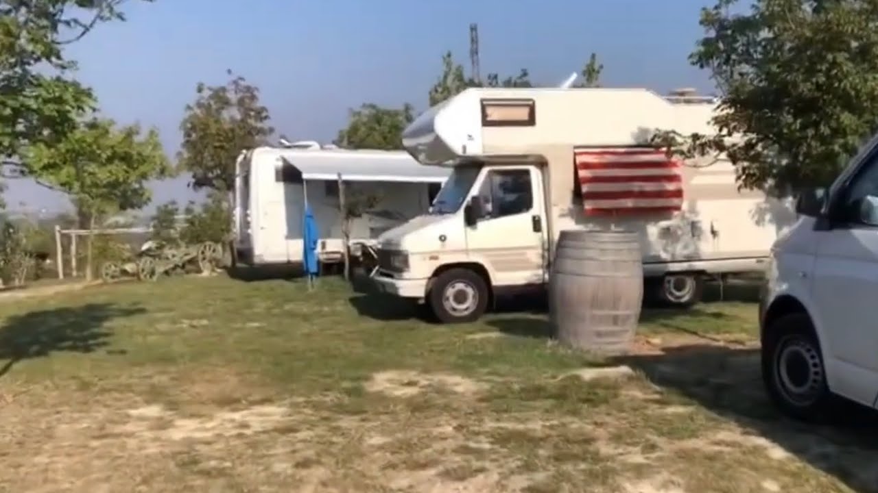 Col Camper in fattoria! Agriturismo VALLI UNITE Costa Vescovato (AL) Piemonte ITA