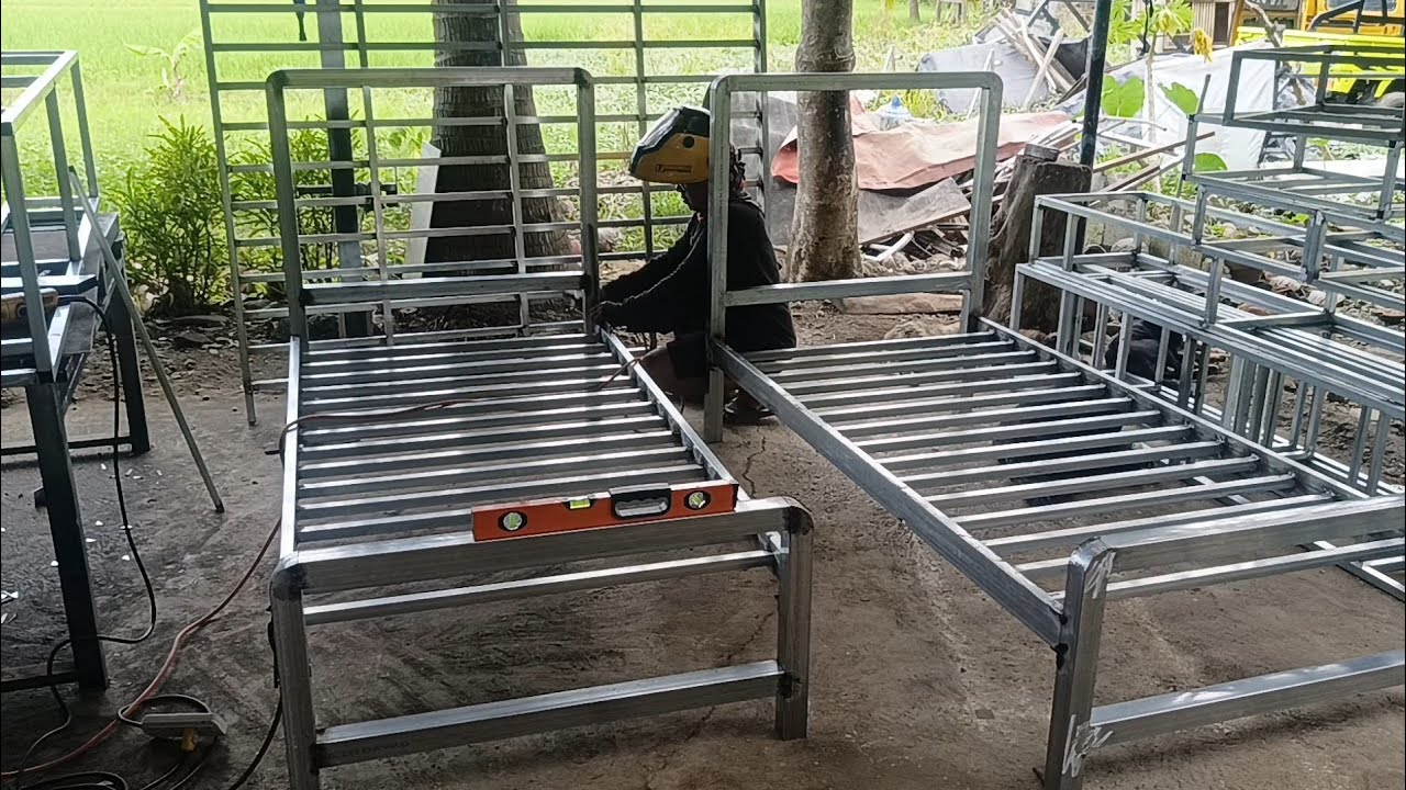 2 Single Size Steel Bed 36