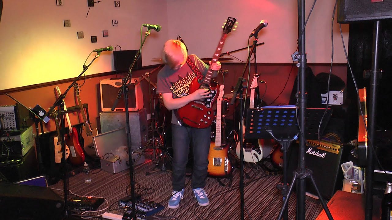 JAMES BELL @ The white horse Nantwich,cheshire,05-19-2012