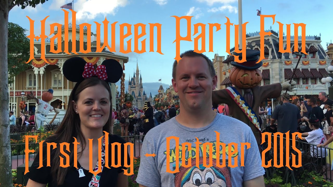 Magic Kingdom | 2015 Halloween Party Fun in 4K | First Vlog!!